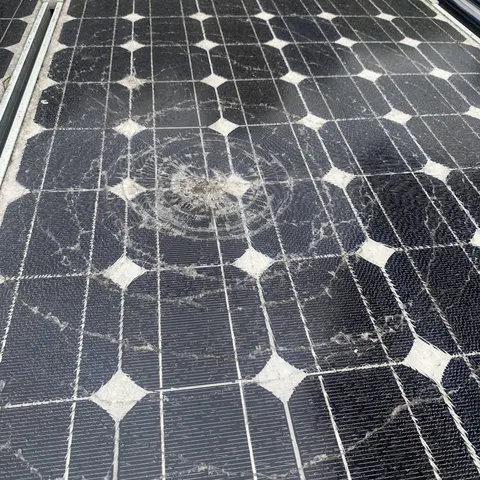 Projétil de arma de fogo em sistema fotovoltaico — sinistro real (2)
